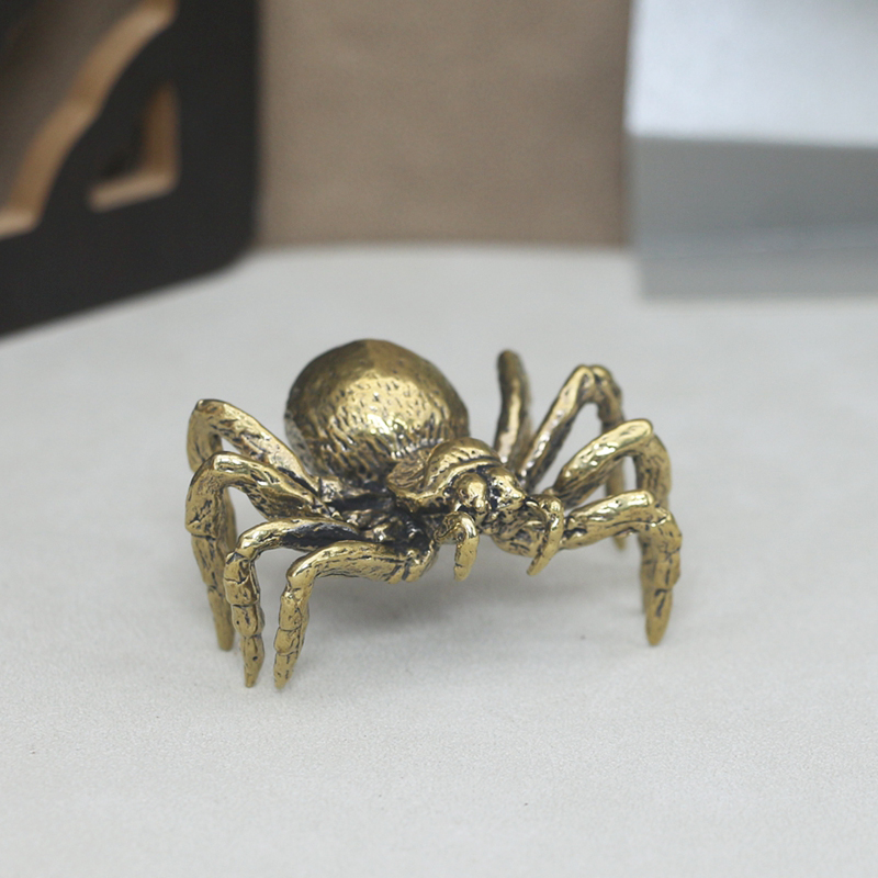 Brass Horror Spider Tricky Toy - огляд і ціна Car Accessories Oman