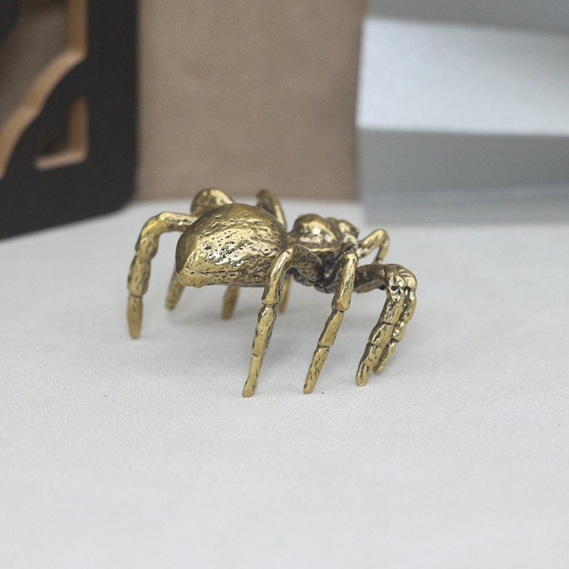 Brass Horror Spider Tricky Toy - огляд і ціна Car Accessories Oman